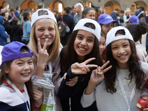 Kenniskring Kinderarmoede - Wijzer in Geldzaken: project Financieel Fitte Werknemers Kenniskring Kinderarmoede - Wijzer in Geldzaken: project Financieel Fitte Werknemers