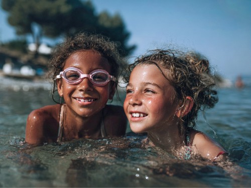 Vakantiebank sterkt de gelijke basis voor elk kind met vakantieweek